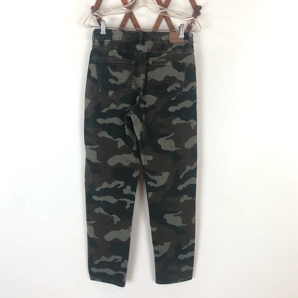 American Eagle Camouflage Camo Women's Corduroy Mom Jeans Brown Green Tan - Picture 2 of 10